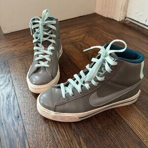Nike Women's Sweet Classic Gray & White High Top Athletic Sneakers Teal Size 7
